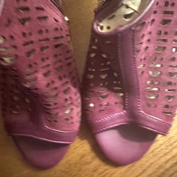 Calvin Klein Purple Mix Peep Toe Cuban Heel Zip Up Heels Size 6.5 - Picture 3 of 16